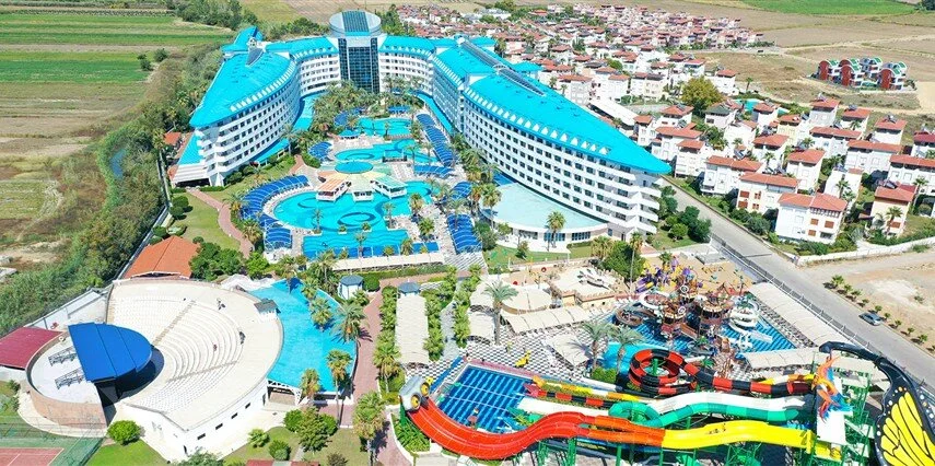 Crystal Admiral Resort